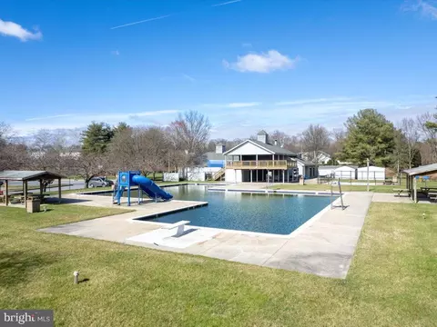 Exterior - 4310 Downs Sq, Belcamp, MD 21017 photo 5 of 6