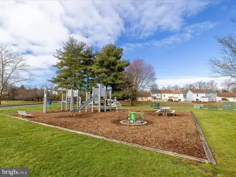 View/Area - 4310 Downs Sq, Belcamp, MD 21017 photo 3 of 4