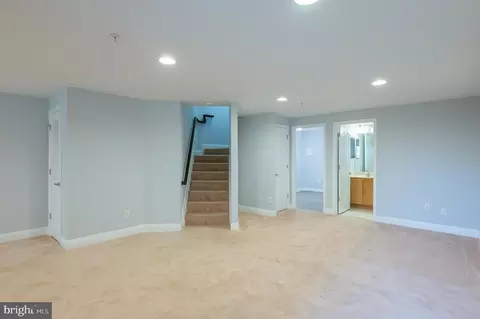 Entry Way - 648 Berwick Ct, Abingdon, MD 21009 photo 5 of 5