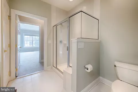 Bath - 345 Sullivan Dr, Abingdon, MD 21009 photo 2 of 4
