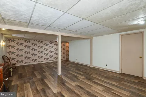 Living - 2520 Greene Rd, Baldwin, MD 21013 photo 6 of 7