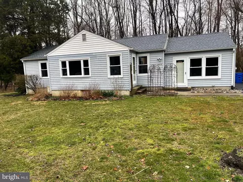 522 N Paradise Rd, Aberdeen, MD 21001