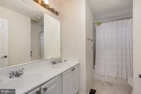 Bath - 308 Loganwood Ct, Joppa, MD 21085 photo 4 of 5
