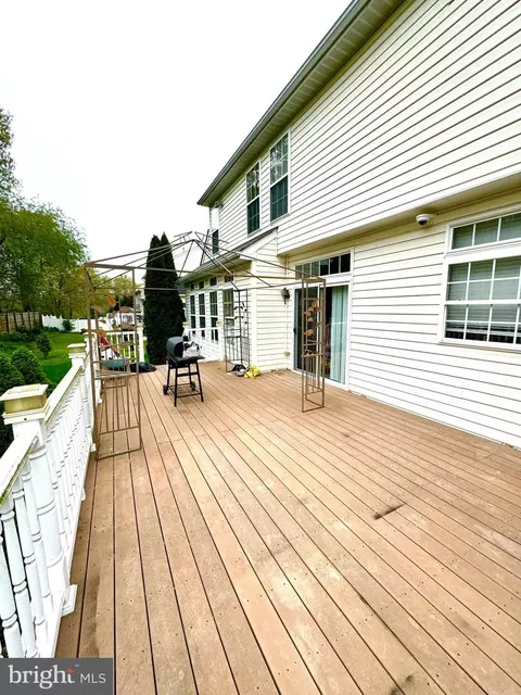 Exterior - 308 Loganwood Ct, Joppa, MD 21085 photo 4 of 7