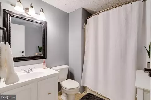 Bath - 119 Boxthorn Rd, Abingdon, MD 21009 photo 1 of 2