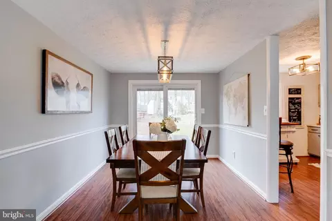 Dining - 119 Boxthorn Rd, Abingdon, MD 21009 photo 2 of 6