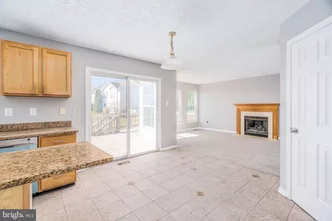 Living - 604 Winesap Ct, Joppa, MD 21085 photo 1 of 3