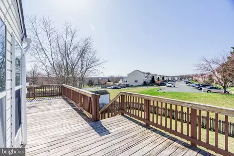 Exterior - 604 Winesap Ct, Joppa, MD 21085 photo 7 of 8