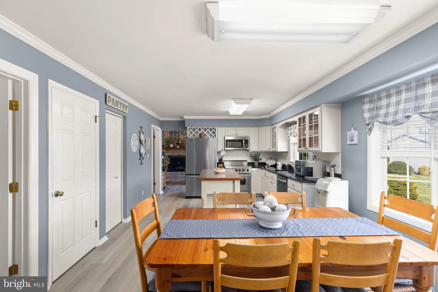 Dining - 2317 Aquilas Delight, Fallston, MD 21047 photo 3 of 4