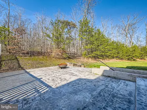 Exterior - 3021 Raking Leaf Dr, Abingdon, MD 21009 photo 2 of 2