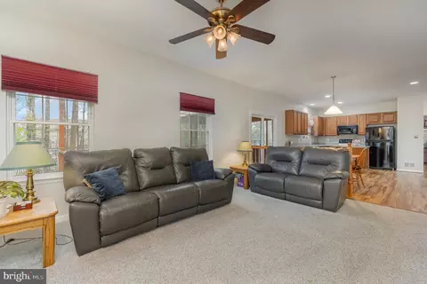 Living - 494 Copeland Rd, Fallston, MD 21047 photo 4 of 4