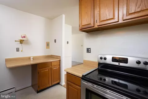 Kitchen - 1034 Erwin Dr, Joppa, MD 21085 photo 3 of 3