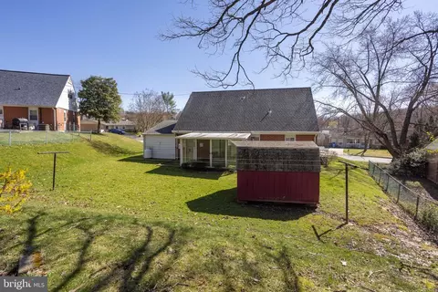 Exterior - 1034 Erwin Dr, Joppa, MD 21085 photo 5 of 7