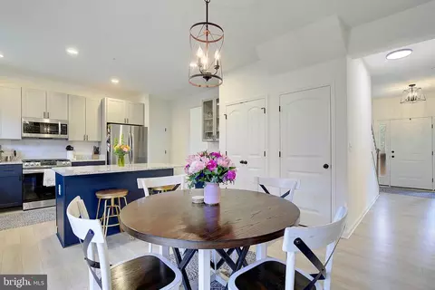 Entry Way - 637 Trimble Rd, Joppa, MD 21085 photo 5 of 9