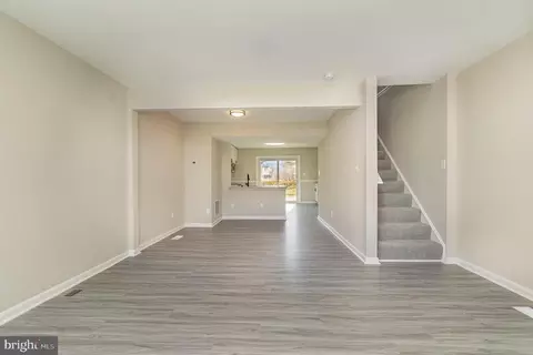 Living - 849 W Spring Meadow Ct W, Edgewood, MD 21040 photo 2 of 4