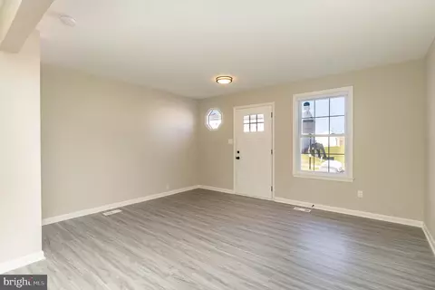 Living - 849 W Spring Meadow Ct W, Edgewood, MD 21040 photo 1 of 4