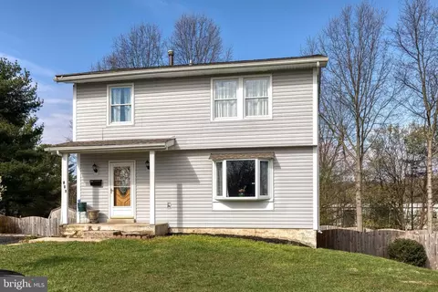 804 Sailboat Ct, Edgewood, MD 21040
