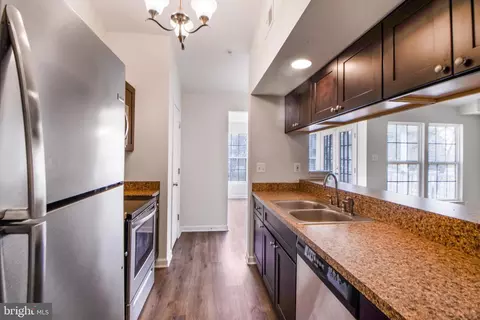 Kitchen - 901 L Woodbridge Ct #901 L, Edgewood, MD 21040 photo 2 of 3