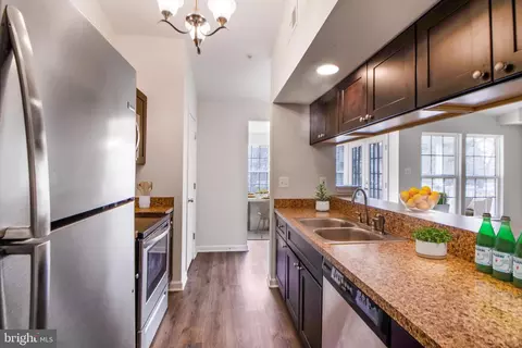 Kitchen - 901 L Woodbridge Ct #901 L, Edgewood, MD 21040 photo 1 of 3