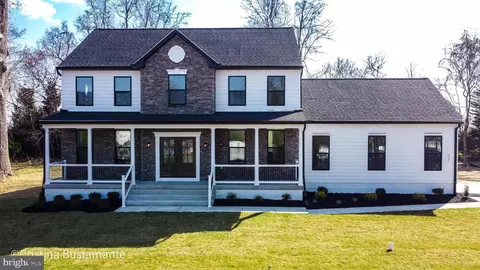 Exterior - 2101 Parsonage Ln, Fallston, MD 21047 photo 2 of 7
