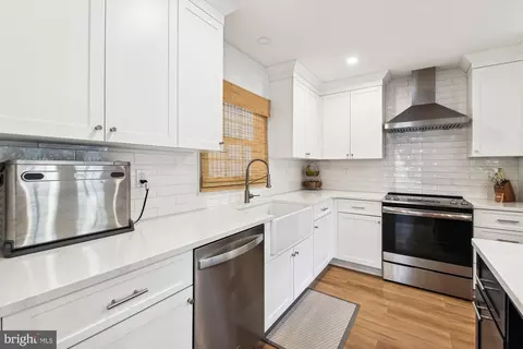 Kitchen - 421 Haverhill Rd, Joppa, MD 21085 photo 5 of 5