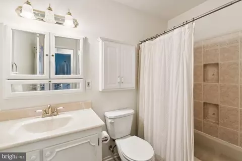 Bath - 421 Haverhill Rd, Joppa, MD 21085 photo 2 of 2