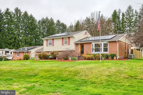 1004 Donnawood Dr, Joppa, MD 21085