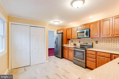 Kitchen - 2000 Cherry Rd, Edgewood, MD 21040 photo 4 of 4