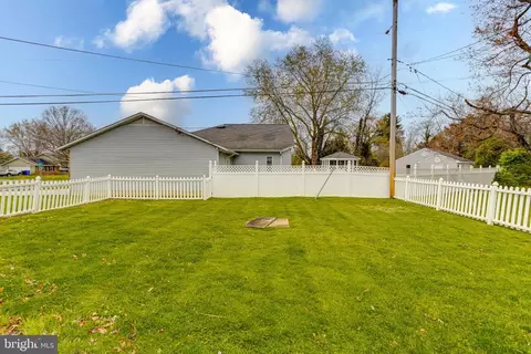 Exterior - 2000 Cherry Rd, Edgewood, MD 21040 photo 6 of 7