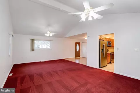 Bedroom - 2000 Cherry Rd, Edgewood, MD 21040 photo 2 of 9