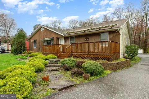 Exterior - 4110 E Baker Ave, Abingdon, MD 21009 photo 2 of 6