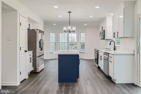 Kitchen - 893 Randall Dr, Abingdon, MD 21009 photo 4 of 6