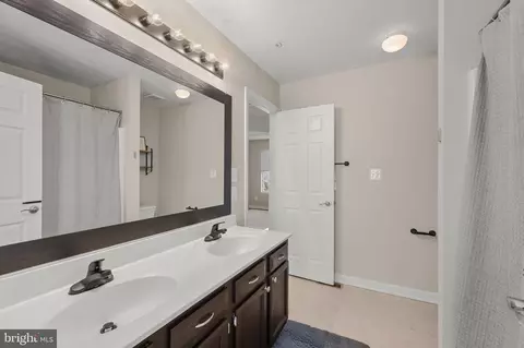 Bath - 3939 Bush Ct, Abingdon, MD 21009 photo 4 of 5