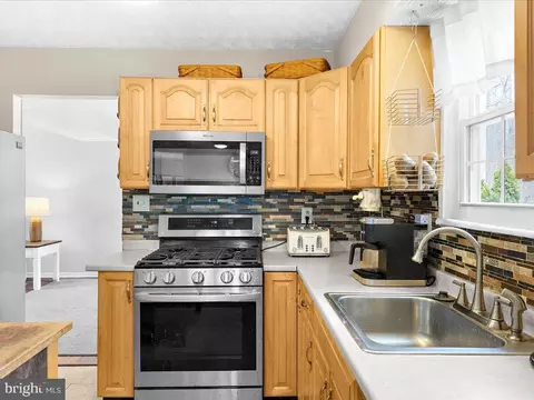 Kitchen - 2807 Merrick Way, Abingdon, MD 21009 photo 5 of 7