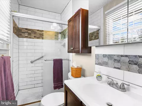 Bath - 2807 Merrick Way, Abingdon, MD 21009 photo 3 of 4