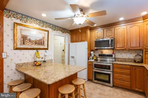 Kitchen - 2117 Brookhaven Ct, Fallston, MD 21047 photo 4 of 7