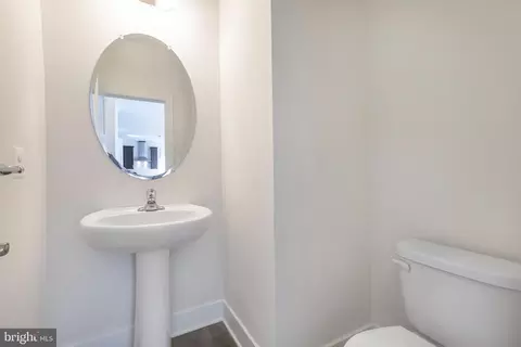 Bath - 2517 Easy St, Fallston, MD 21047 photo 1 of 7