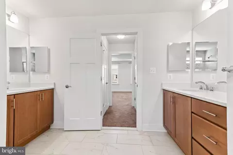 Bath - 2517 Easy St, Fallston, MD 21047 photo 5 of 7