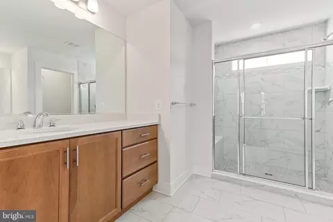 Bath - 2517 Easy St, Fallston, MD 21047 photo 2 of 7