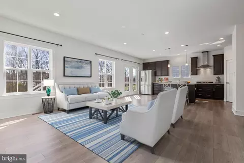 Dining - 2517 Easy St, Fallston, MD 21047 photo 3 of 3