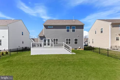 Exterior - 2517 Easy St, Fallston, MD 21047 photo 8 of 11