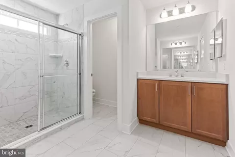 Bath - 2517 Easy St, Fallston, MD 21047 photo 3 of 7