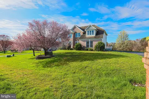 1413 Hidden Valley Ct, Fallston, MD 21047