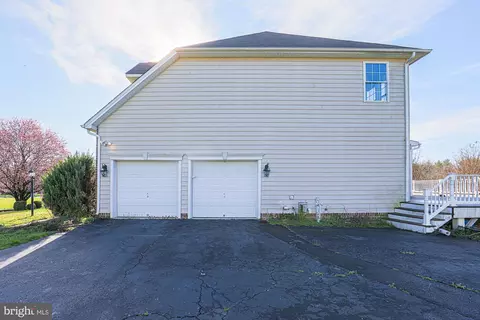 Exterior - 1413 Hidden Valley Ct, Fallston, MD 21047 photo 10 of 23