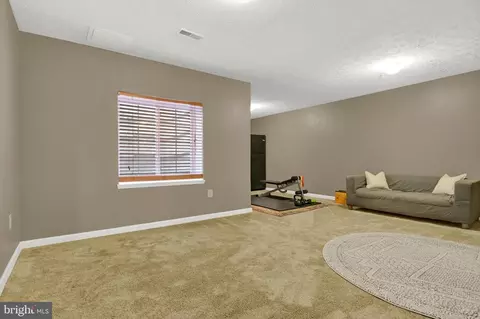 Bedroom - 2957 Raking Leaf Dr, Abingdon, MD 21009 photo 5 of 6