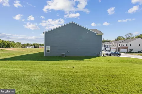 Exterior - 737 Pickerel Pl, Joppa, MD 21085 photo 5 of 7