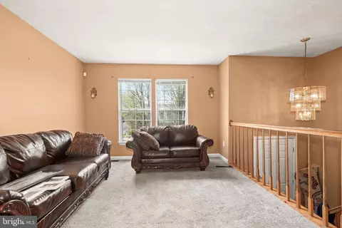 Living - 3191 Ebbtide Dr, Edgewood, MD 21040 photo 1 of 4