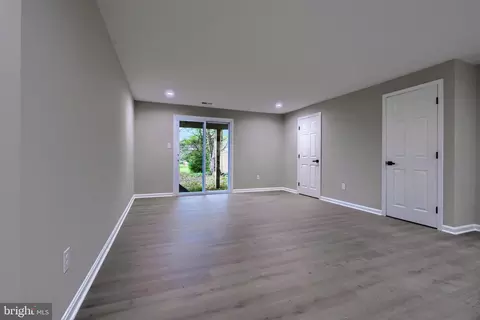Living - 3310 Cheverly Ct, Abingdon, MD 21009 photo 2 of 5