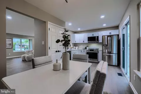 Kitchen - 3310 Cheverly Ct, Abingdon, MD 21009 photo 4 of 8