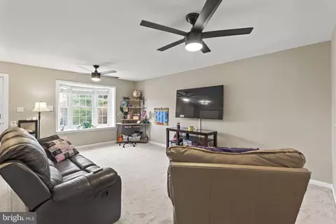 Living - 311 Sunray Ct, Abingdon, MD 21009 photo 4 of 7